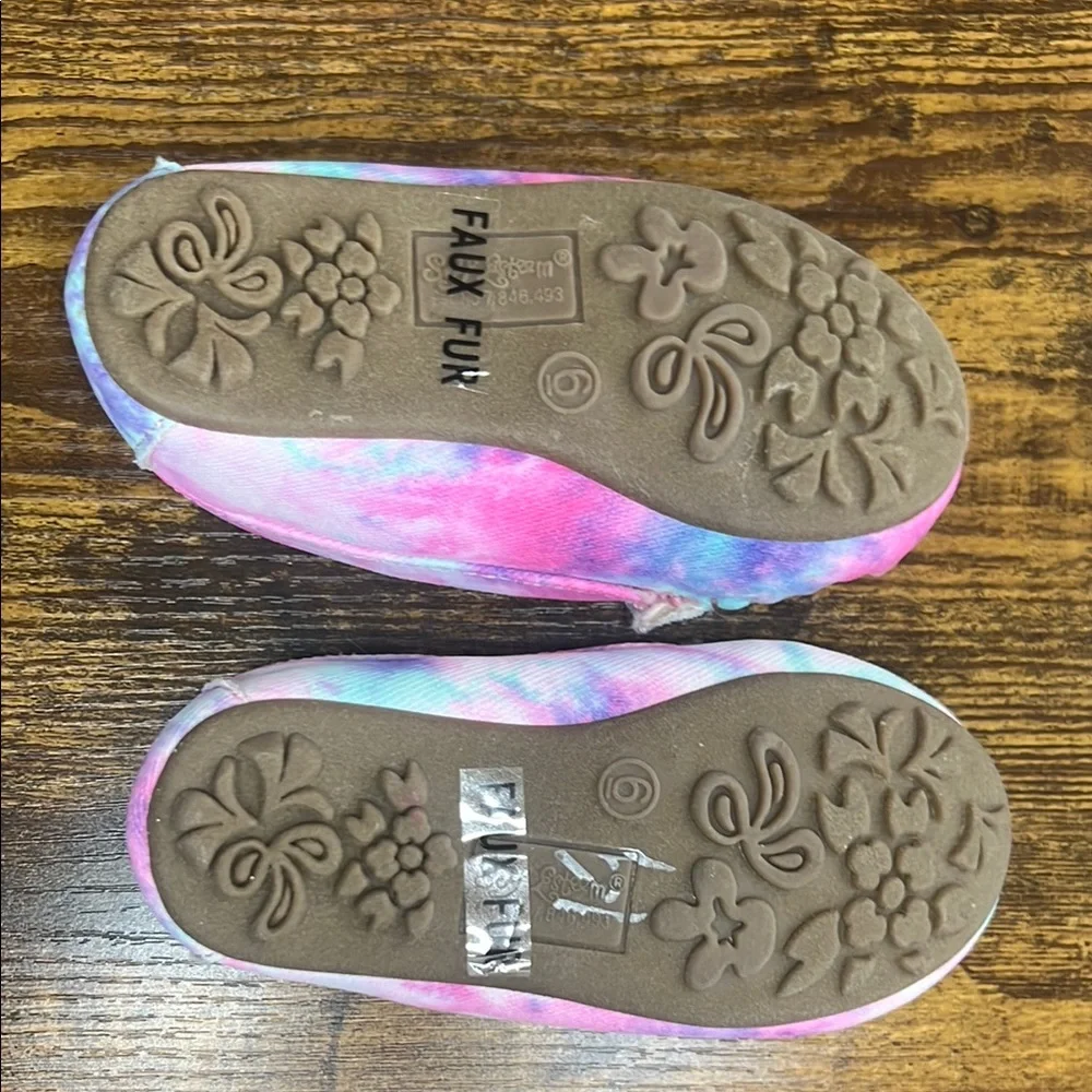 Self Esteem Pastel Tie-Dye Baby Moccasins with Bow